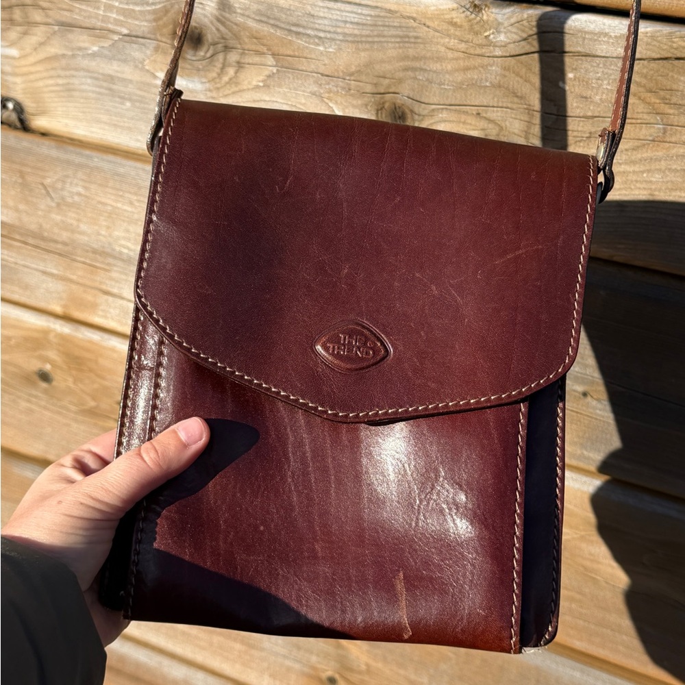 The Trend vintage Brown Leather Crossbody Bag with Silver Buckle - Picture 4 of 11